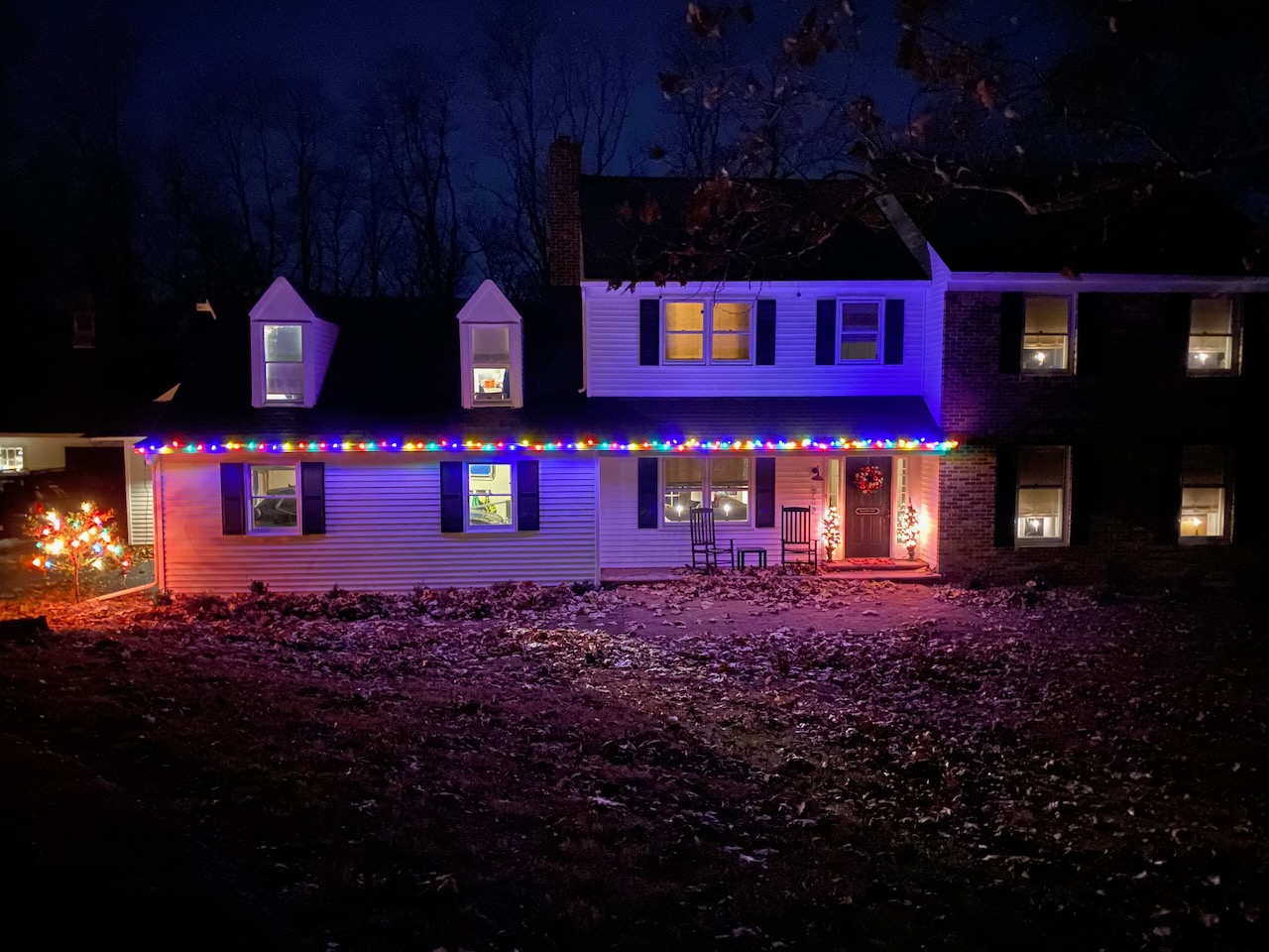 2019-12-06-holiday-happenings-2019-01 photo