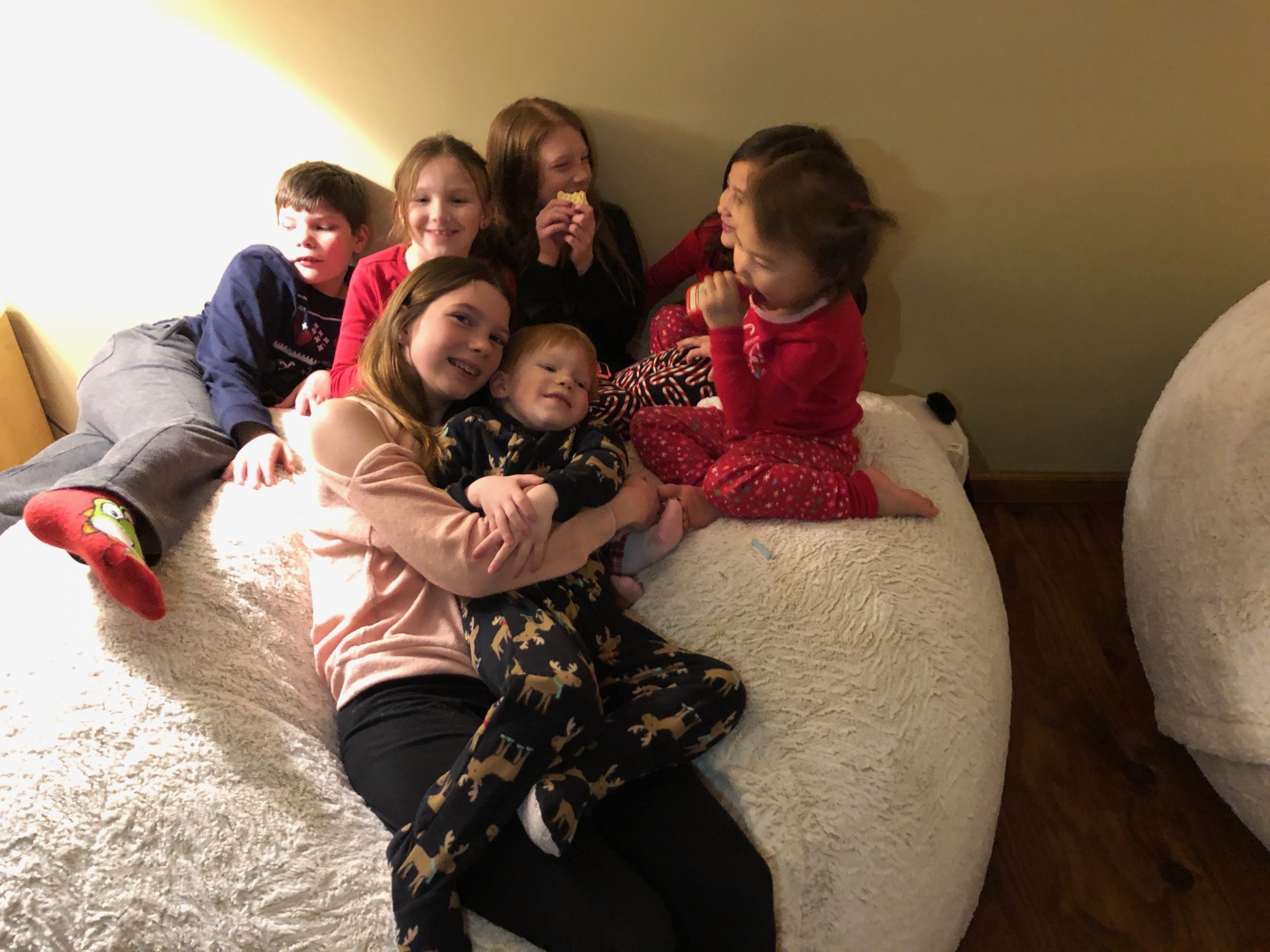 2017-12-24-secret-santa-02 photo